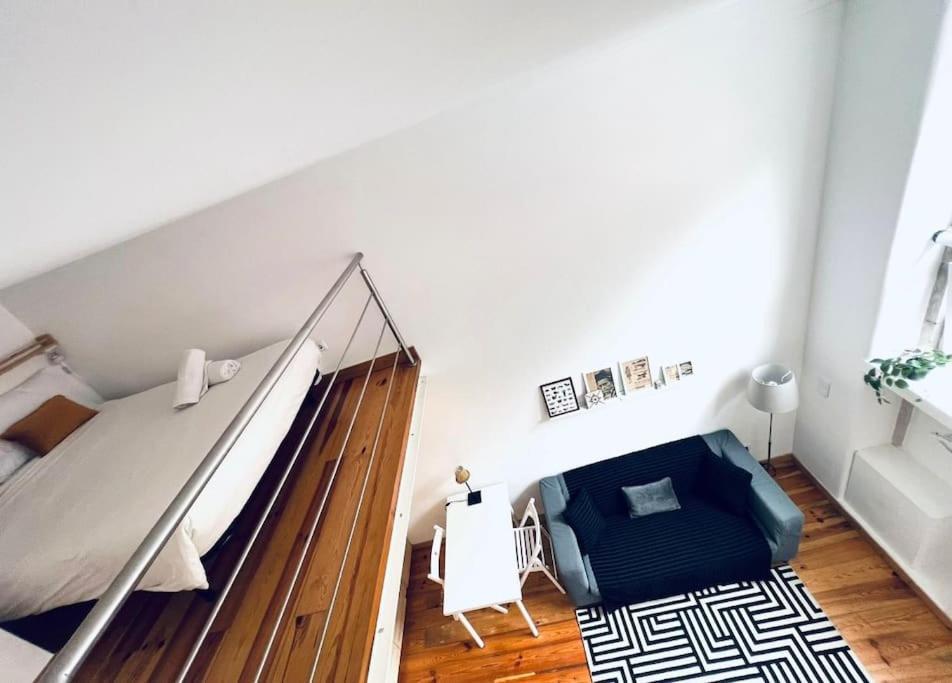 Lisbon Lovely Mezzanino Studio Close To Lx Factory מראה חיצוני תמונה